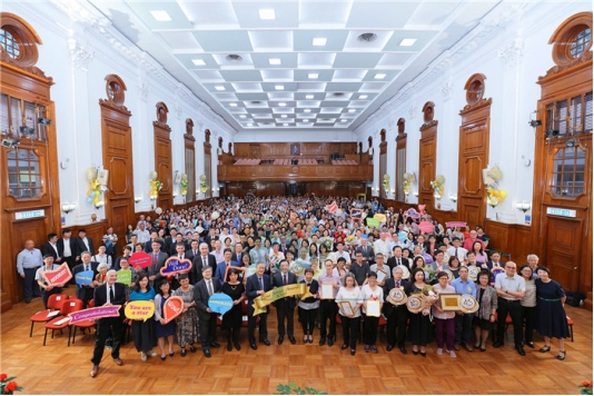 去香港留學(xué)要多少GPA，香港的大學(xué)對(duì)GPA要求是多少？