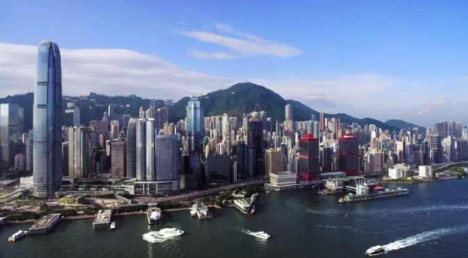 香港定居后，內地戶口和身份證該如何處理呢？