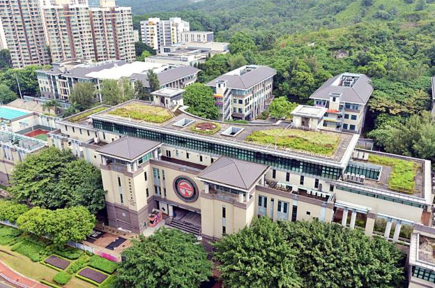 香港嶺南大學(xué)招收內(nèi)地高考生的分?jǐn)?shù)是多少？